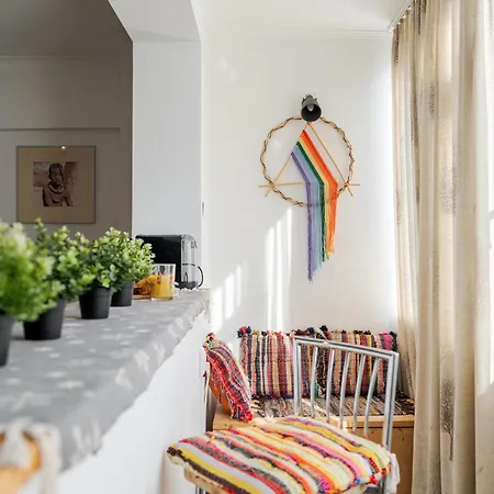 Downtown Happy Hippie Old Town Apartman *