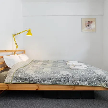 Downtown Happy Hippie Old Town * Bukarest