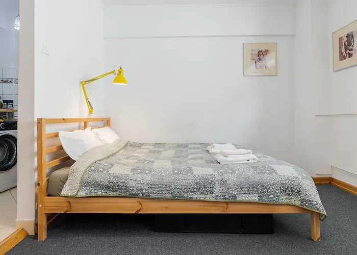 Downtown Happy Hippie Old Town * Boekarest