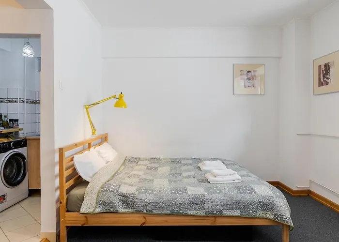 Downtown Happy Hippie Old Town